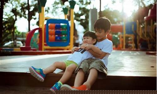 孩子在社交中過(guò)于依賴他人怎么辦？