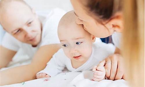 孩子膽小怕黑怎么辦？