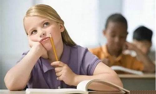 ?一年級(jí)孩子上課不專心怎么辦？