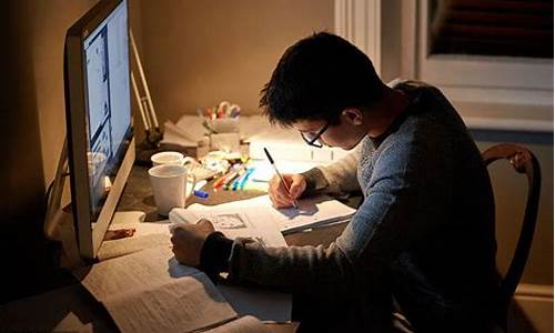 初三孩子晚上學(xué)習(xí)到很晚，第二天精神不好，如何調(diào)整？