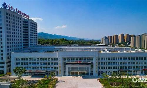 大學有校醫(yī)院嗎？