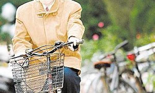 那個(gè)九段騎車高手去哪兒了？