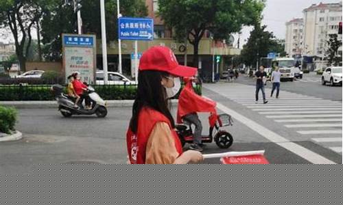 哪些自駕車志愿者參與了聲援藏羚羊“申吉”的行動(dòng)？
